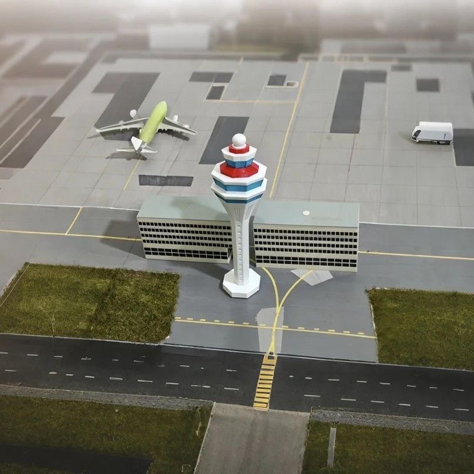 1:400 Airport Control Tower Mo - Home Office Simulator のレビューと価格