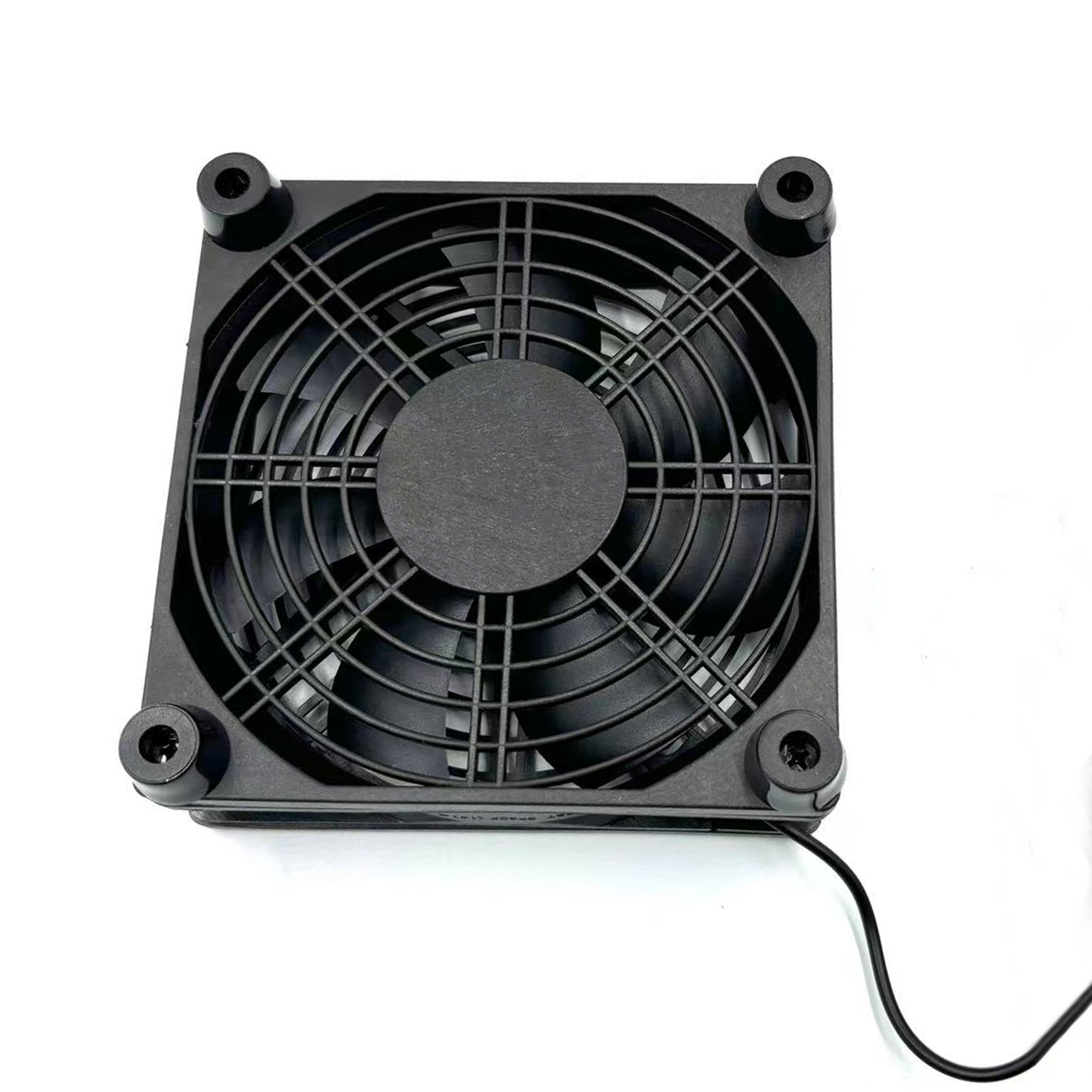 USB 3-Speed Quiet Cooling Fan  - Usb Desk Fan のレビューと価格