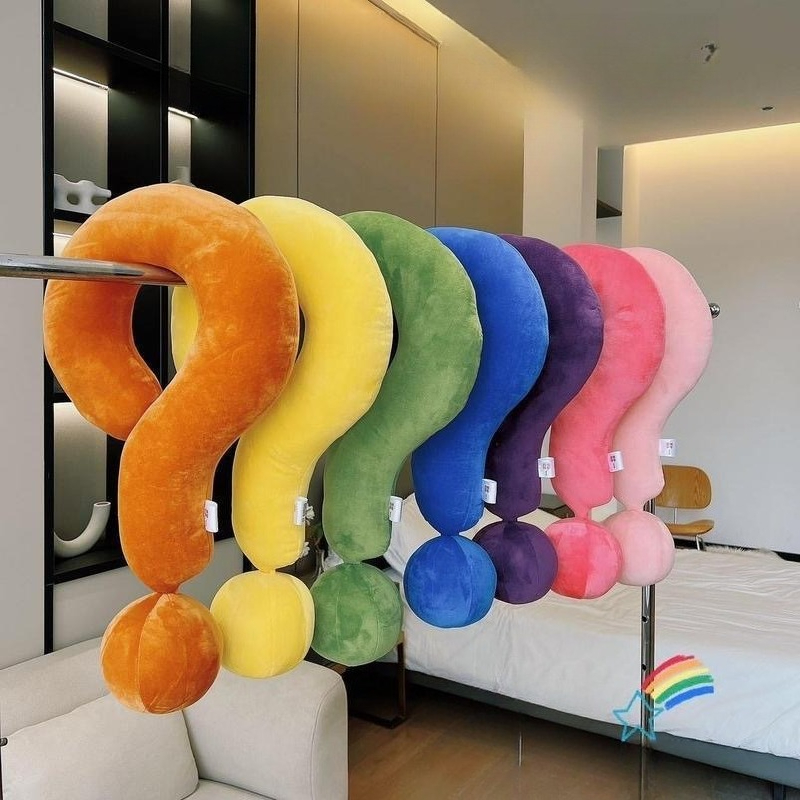 Creative Geometric Symbol Neck - Home Office Questions のレビューと価格
